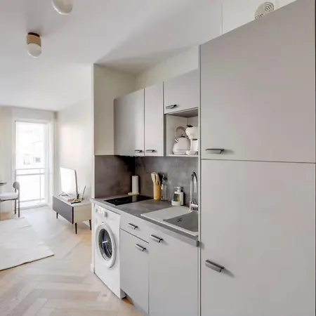 17 Bouc - Cozy Renovated 700m From Croisette - Palais * Cannes